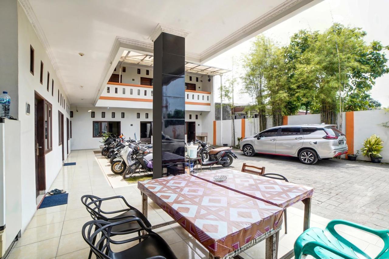 棉兰 Oyo 90751 Graha Sei Batugingging酒店 外观 照片